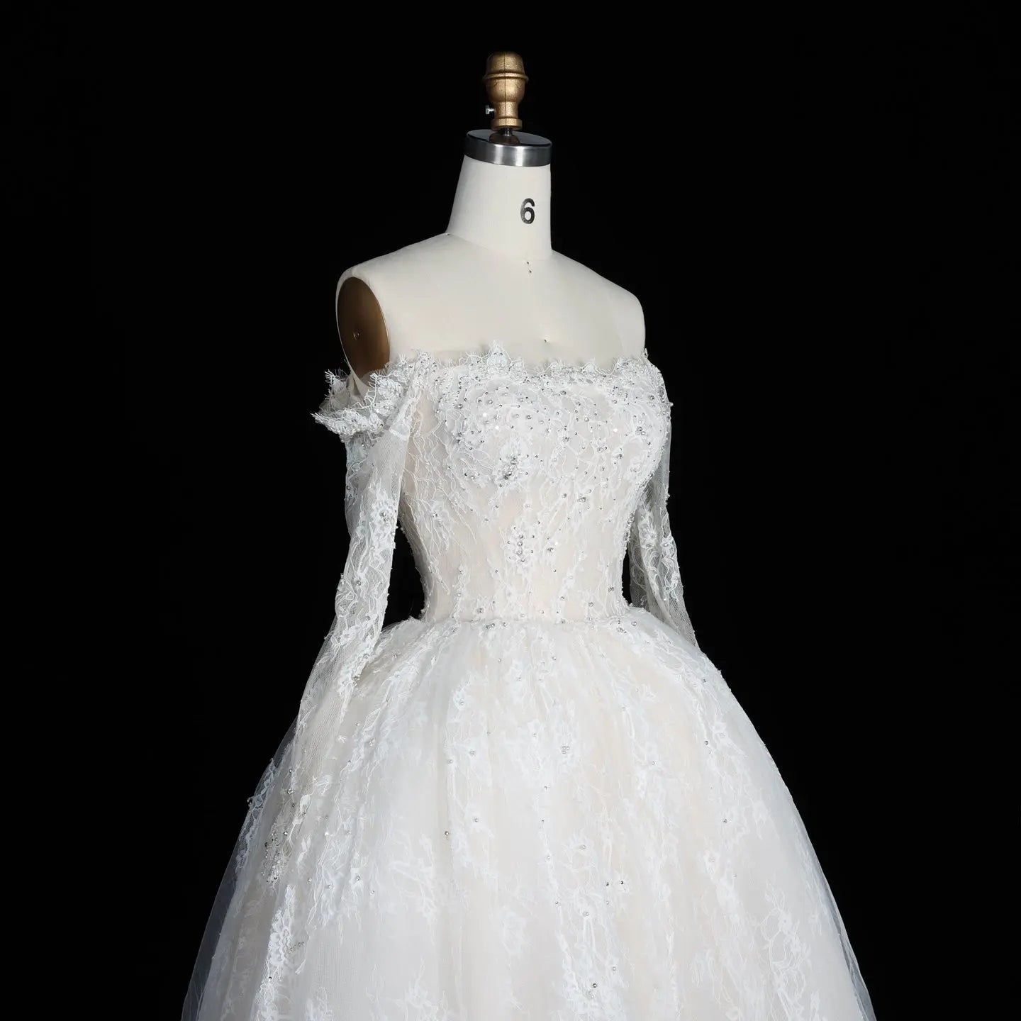 White Lace and Tulle Ball Gown Wedding Dress Off the Shoulder Beaded Bridal Dress SW679 - White