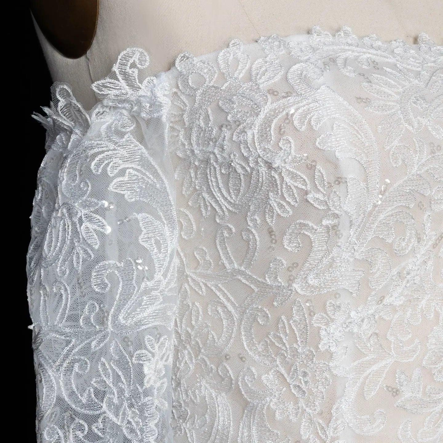 Off White Lace Stunning Feminine Mermaid Wedding Dress Train SW650 - Off White