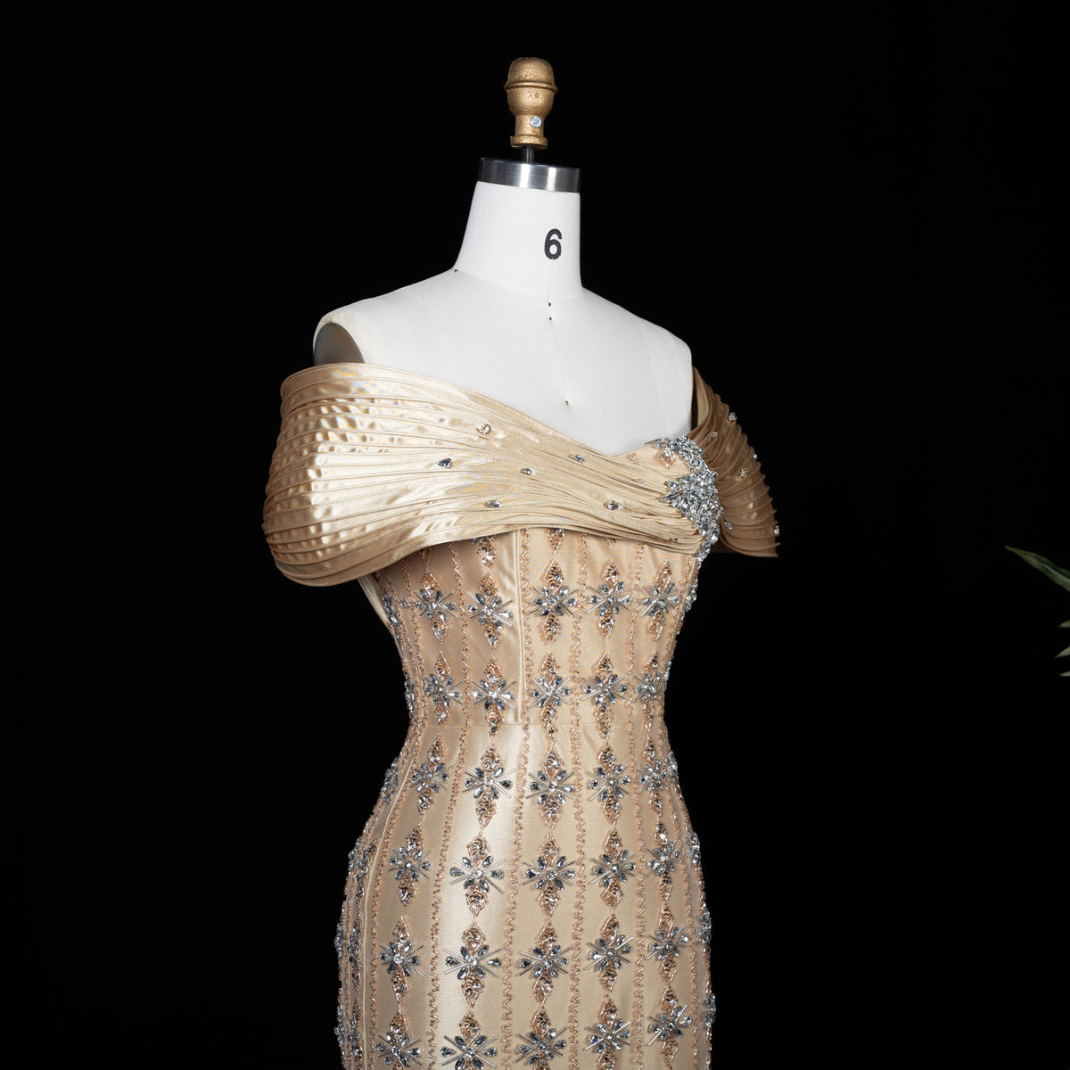 Dreamy Gold Floor-Length Mermaid Evening Dress with Geometric Beading SS217
