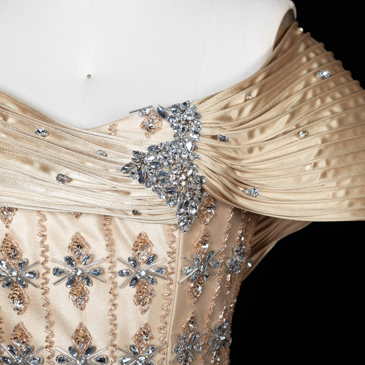 Dreamy Gold Floor-Length Mermaid Evening Dress with Geometric Beading SS217