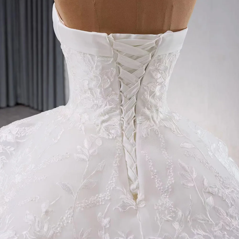 La Mariée – Couture | Look 10 "Royale ruffles"