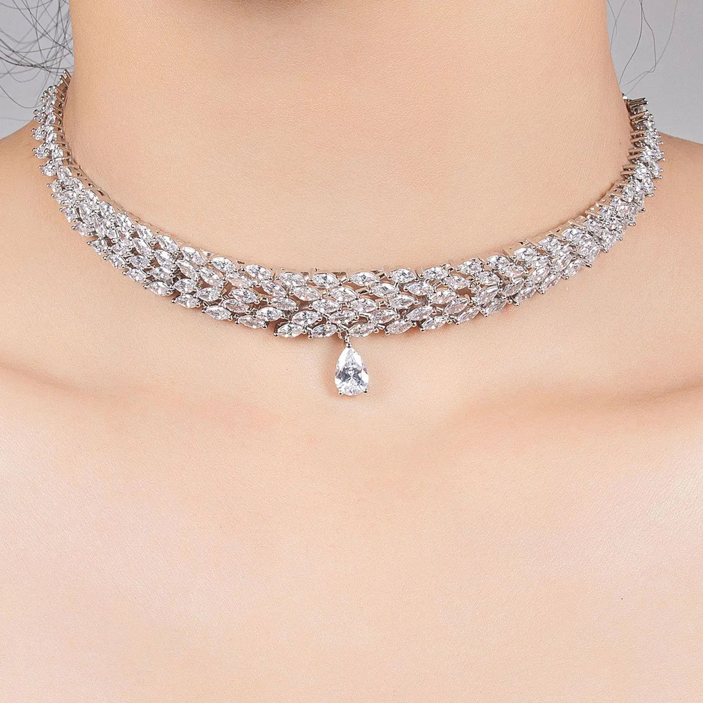 Elegant Beauty Zircon Pull Necklace Jewelry JW009