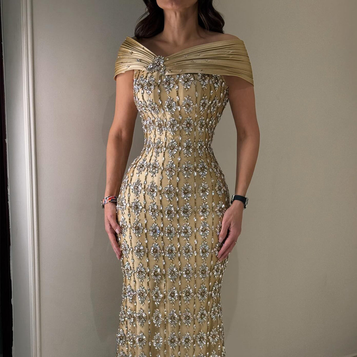 Dreamy Gold Floor-Length Mermaid Evening Dress with Geometric Beading SS217
