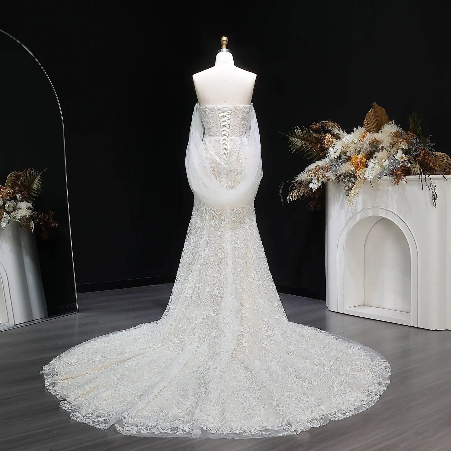 White Nude Lace Mermaid Wedding Dress Luxury Beaded Sequins Tulle Gloves SW161 - White Nude
