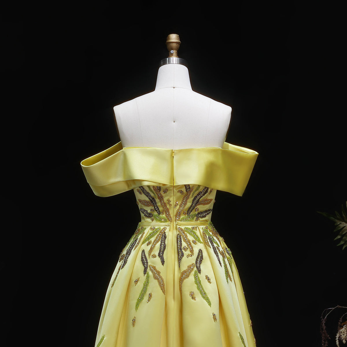 Elegant Yellow Crystal Embroidery Satin Evening Dress with Overskirt SS447