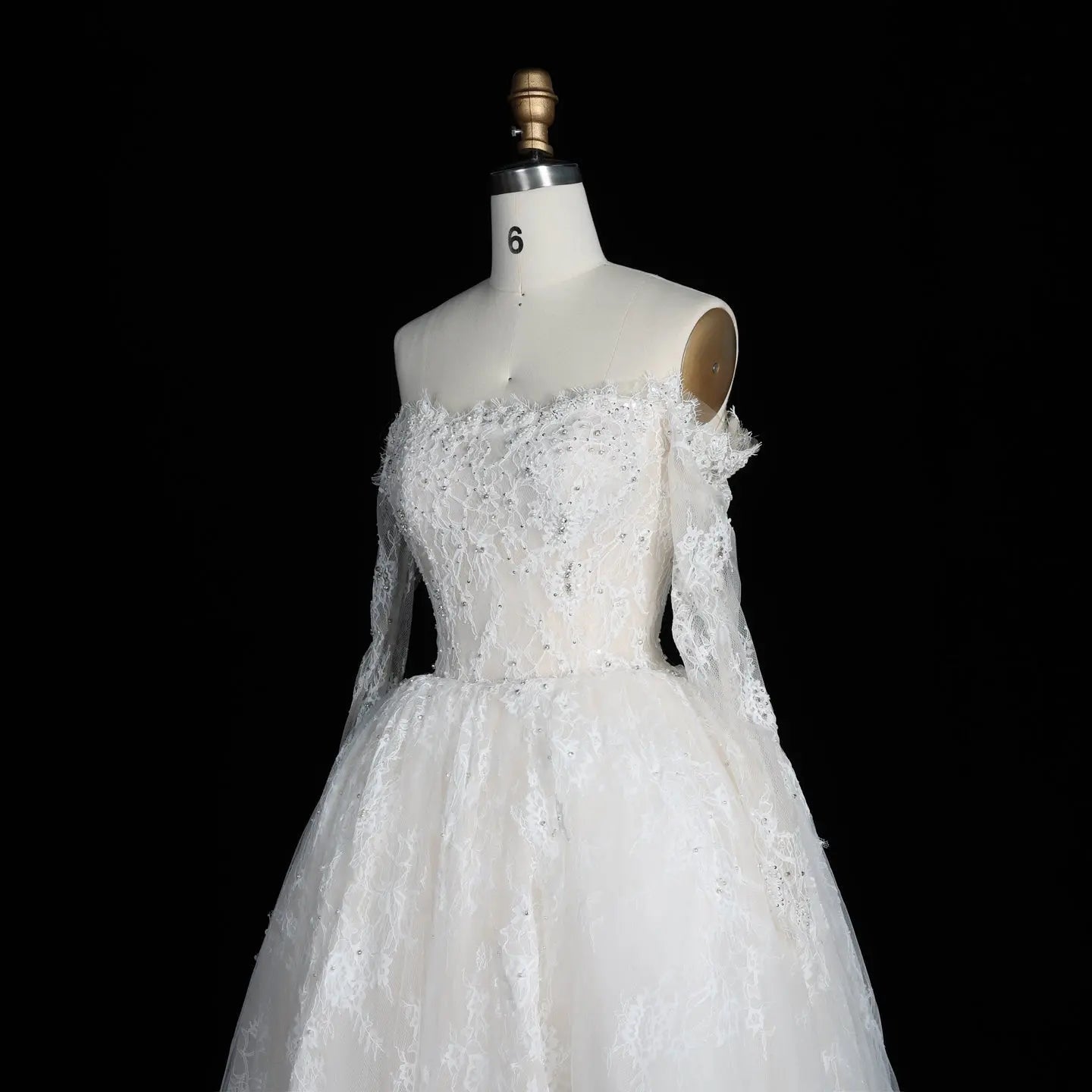 White Lace and Tulle Ball Gown Wedding Dress Off the Shoulder Beaded Bridal Dress SW679 - White
