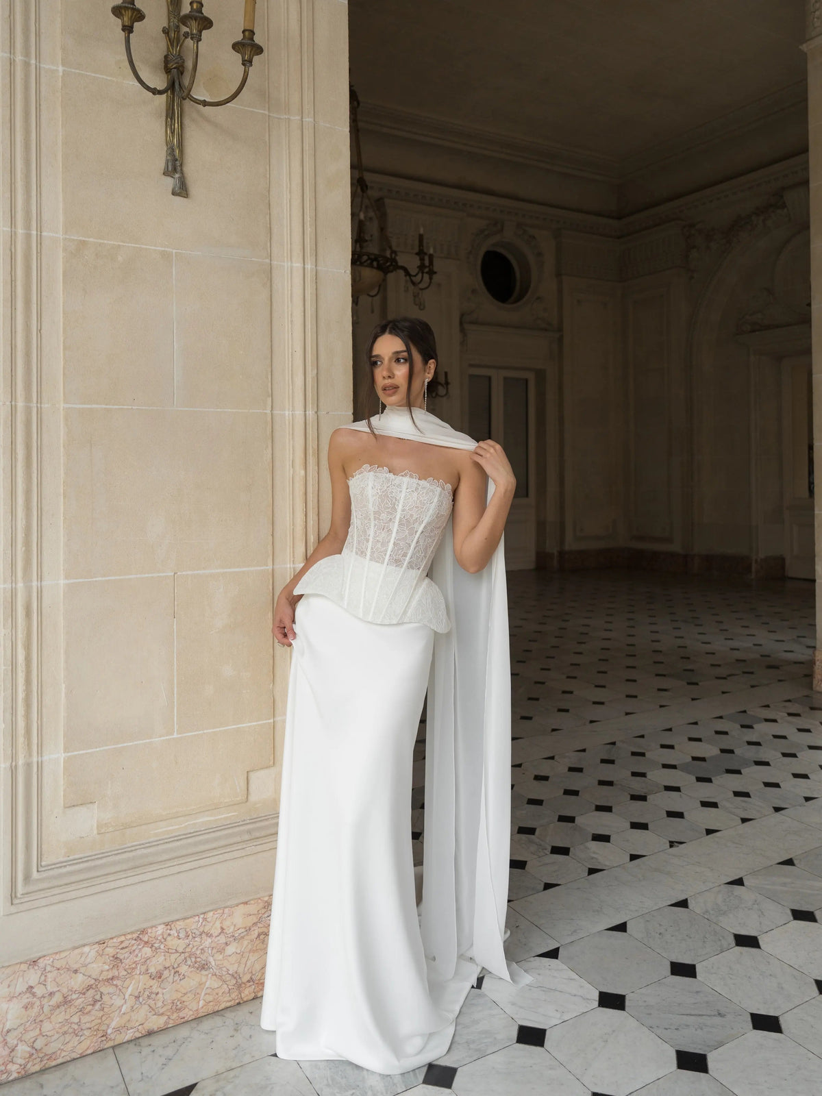 Strapless Lace Corset Wedding Dresses with Scarf SW241