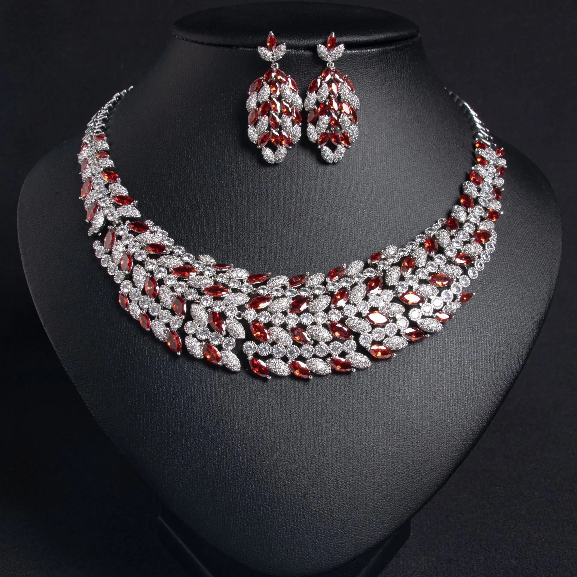 Luxury Intricately Crafted Zircon Leaf Jewelry Set JW035