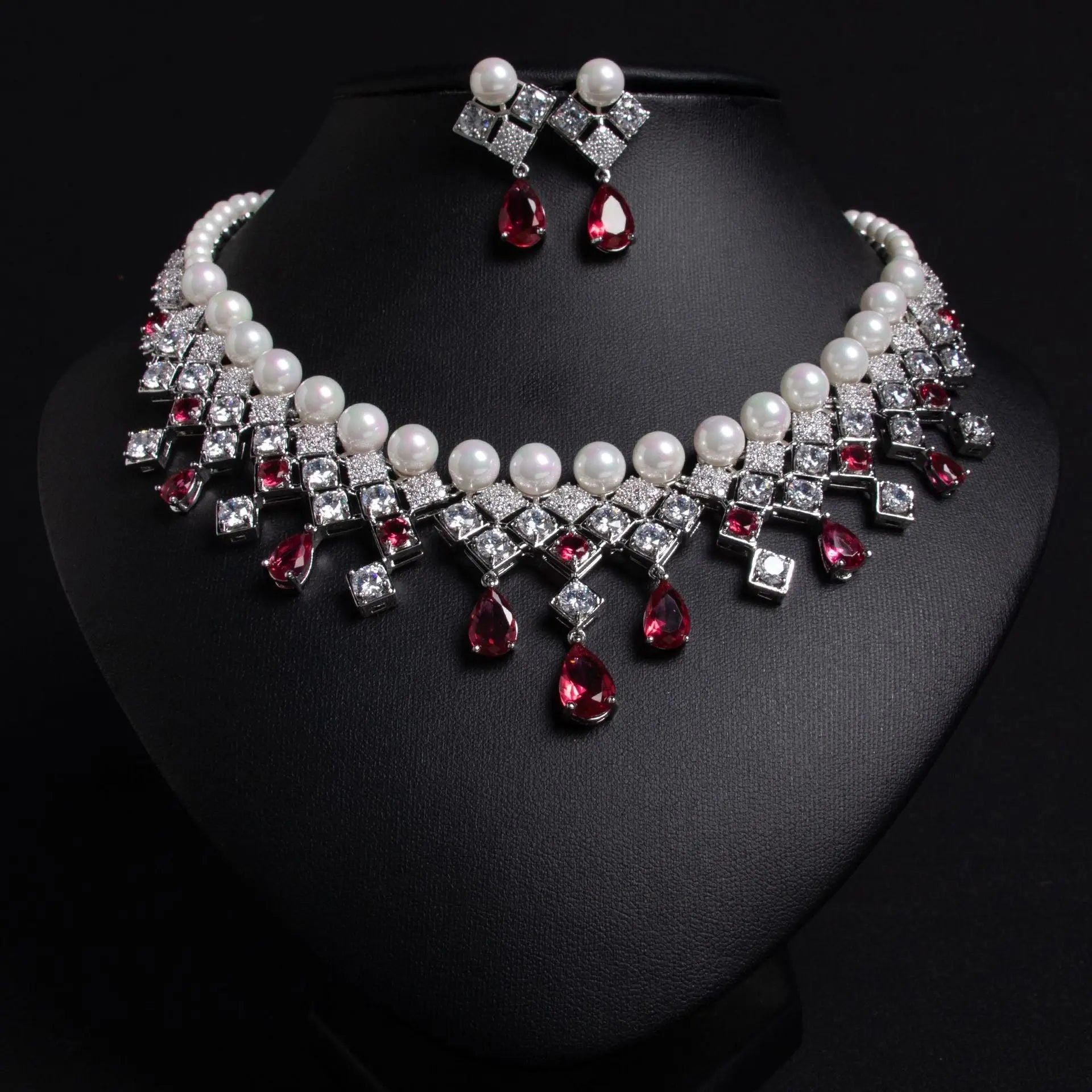 Luxury Teardrop Vintage Palace-style Zircon Jewelry Set JW043