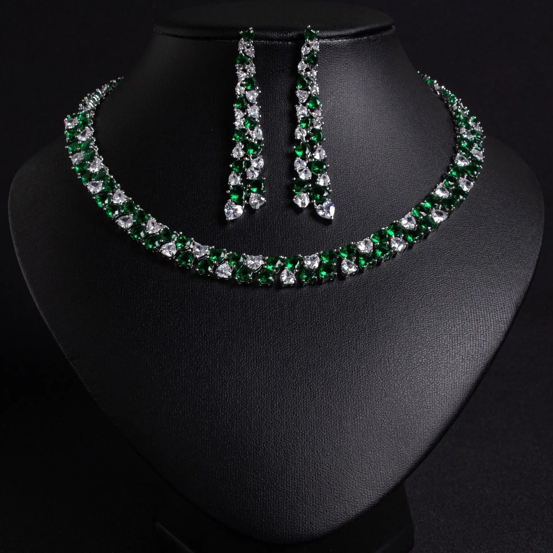 Luxury Diamond Necklace and Earring Set JW045
