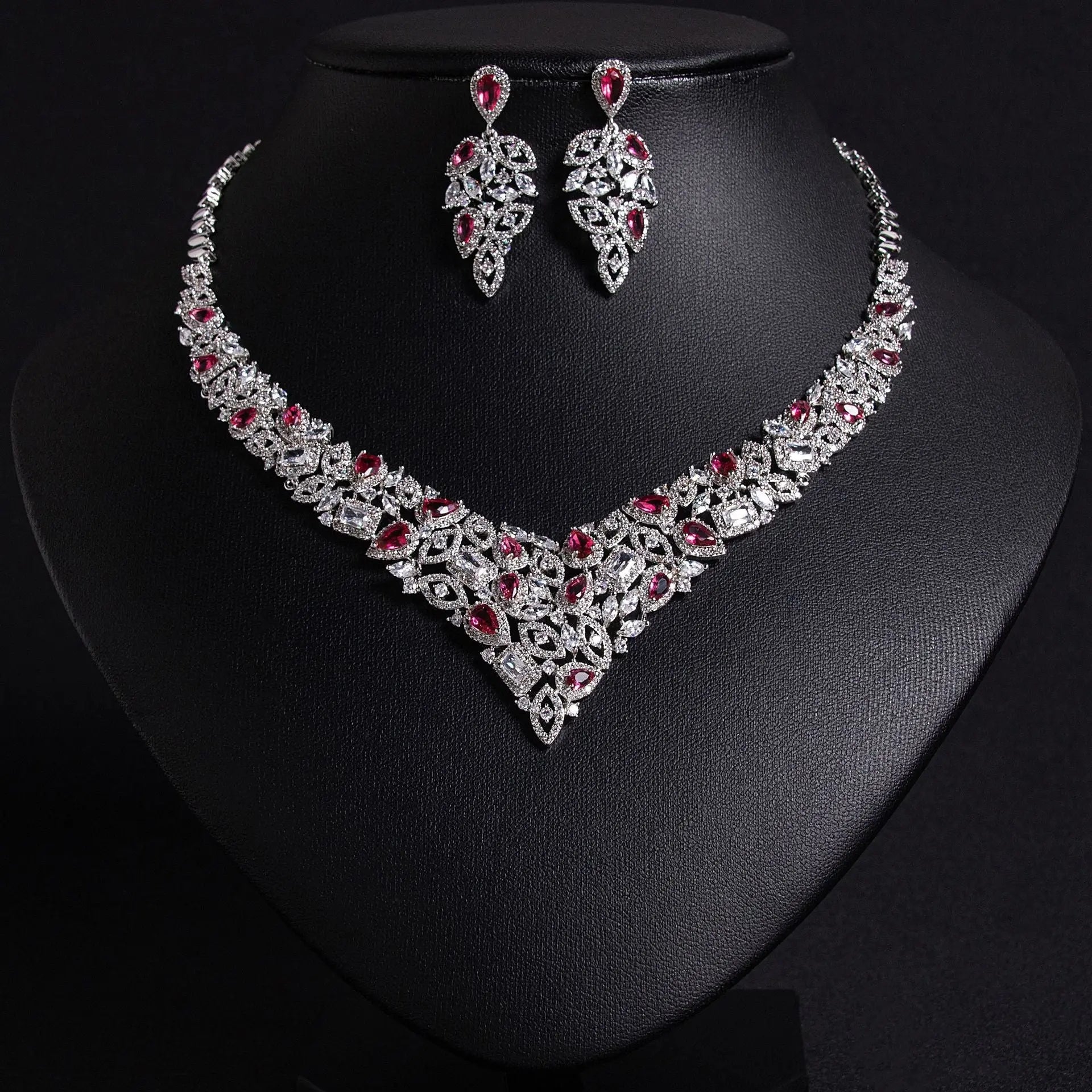 Sparkling Leaf Necklace and Earrings Set JW047