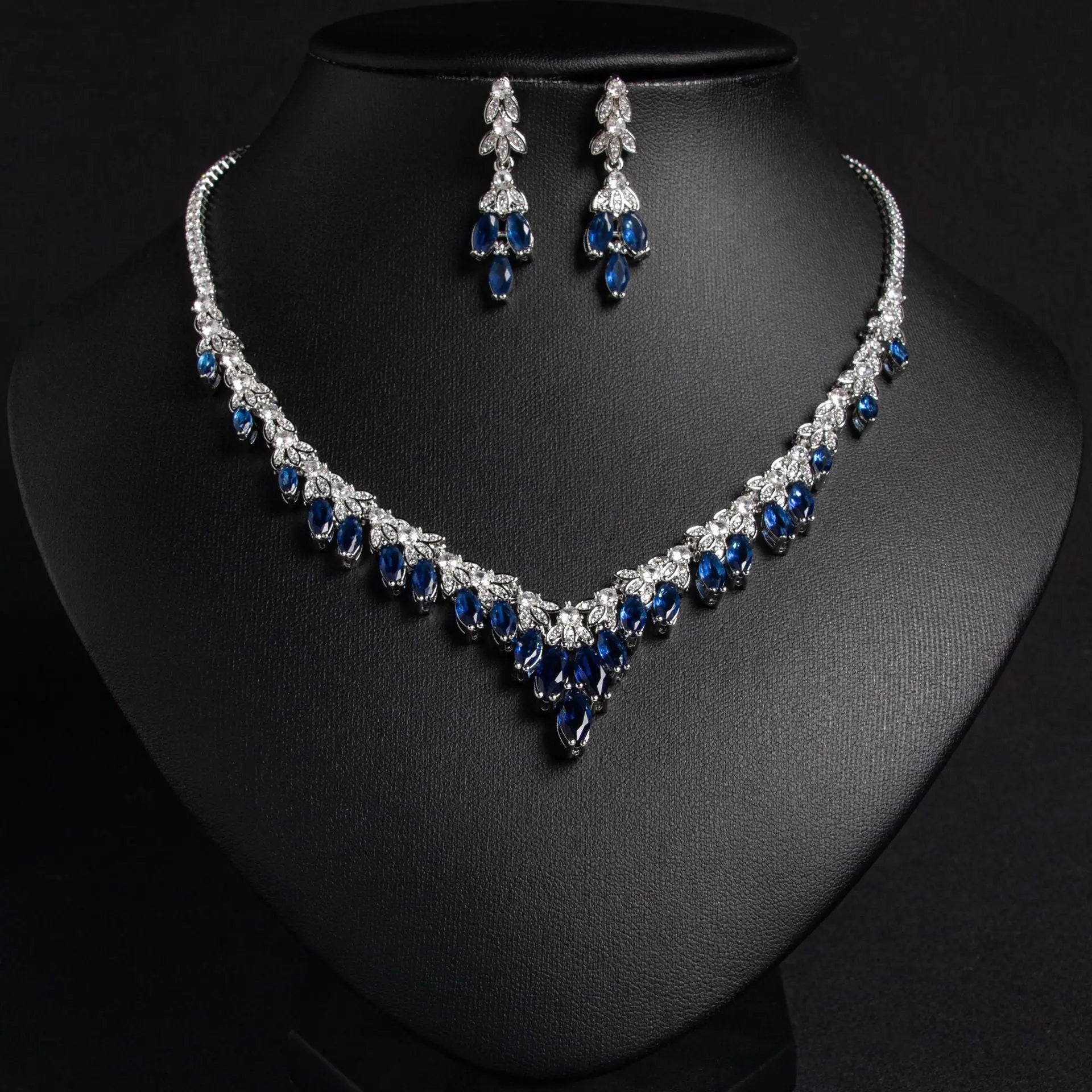 Simple Cubic Zirconia Earrings and Necklace Set JW056