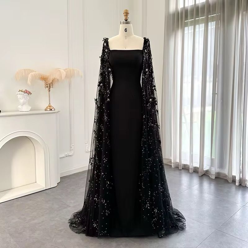 Contesse Dress